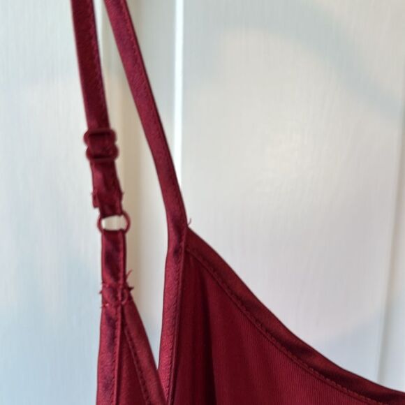 VICTORIA'S SECRET VINTAGE STRETCH KNIT LOW BACK CHEMISE SLIP DRESS RED SMALL - Picture 5 of 7